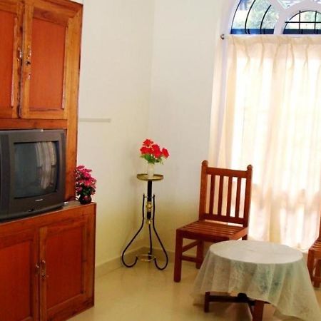 Aranya Homestay Thekkady Exterior photo